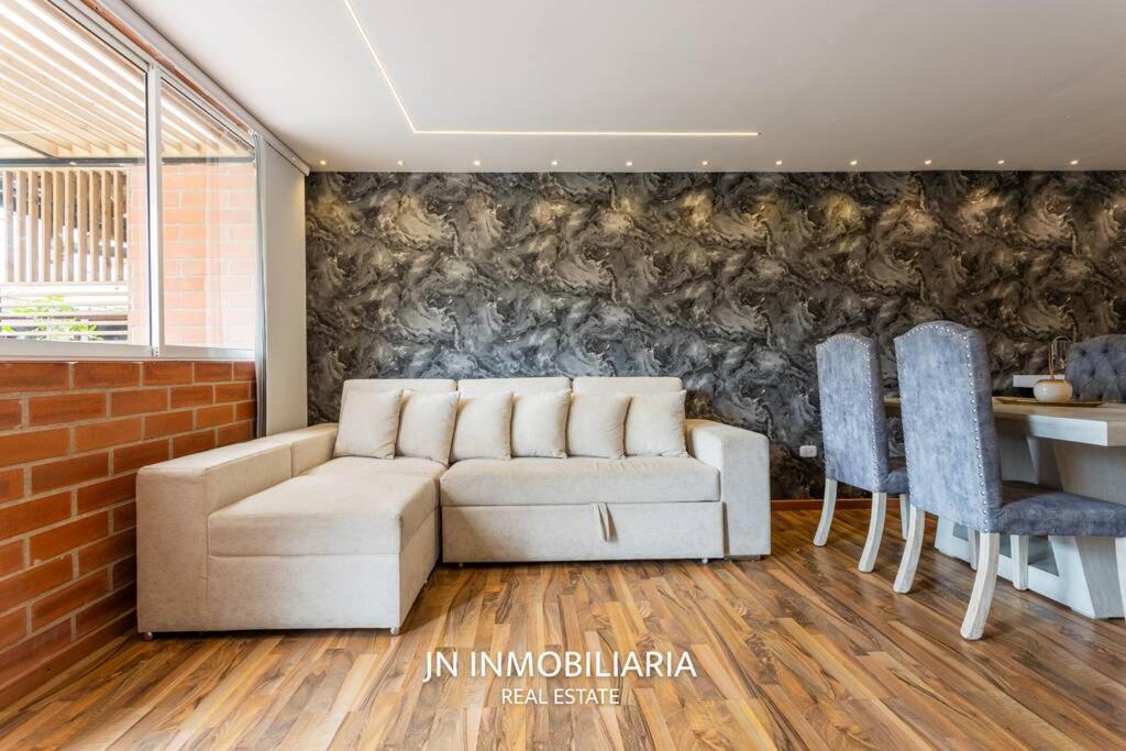 Espectacular Apartamento 2 Minutos Del Jmc Nuevo 리오네그로 외부 사진