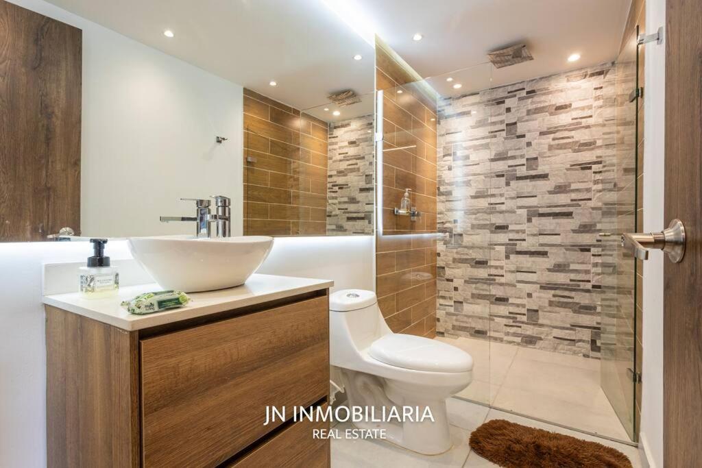 Espectacular Apartamento 2 Minutos Del Jmc Nuevo 리오네그로 외부 사진