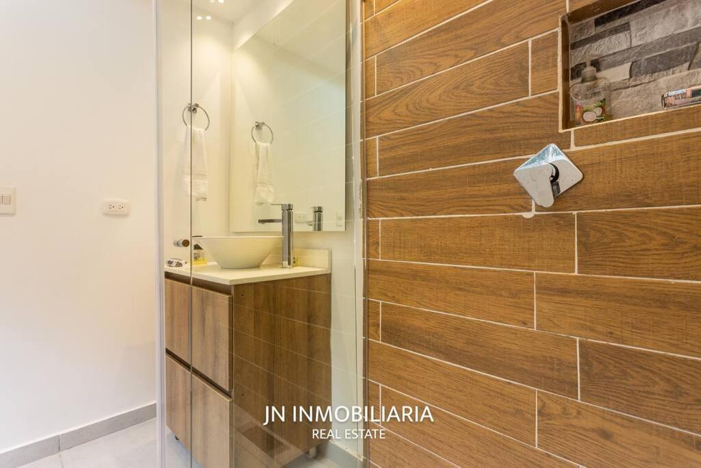Espectacular Apartamento 2 Minutos Del Jmc Nuevo 리오네그로 외부 사진